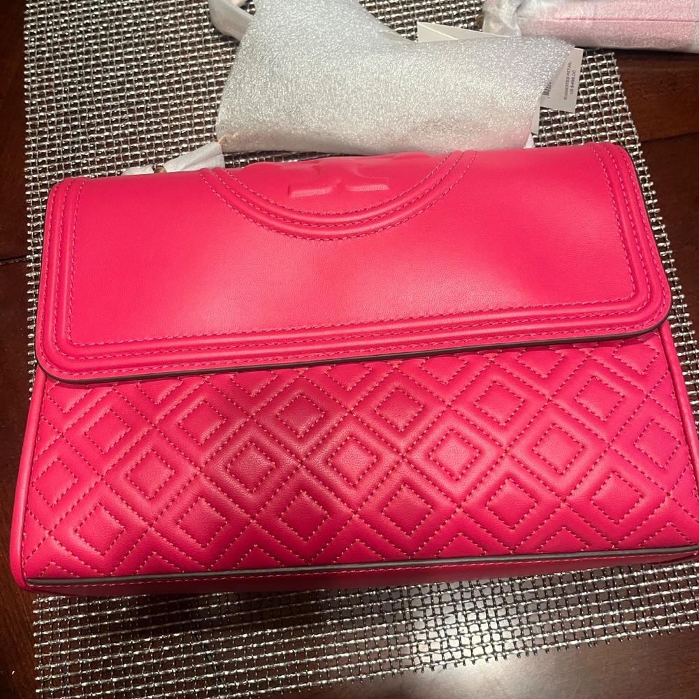 Tory Burch Fleming Convertible Shoulder Bag Medium Size